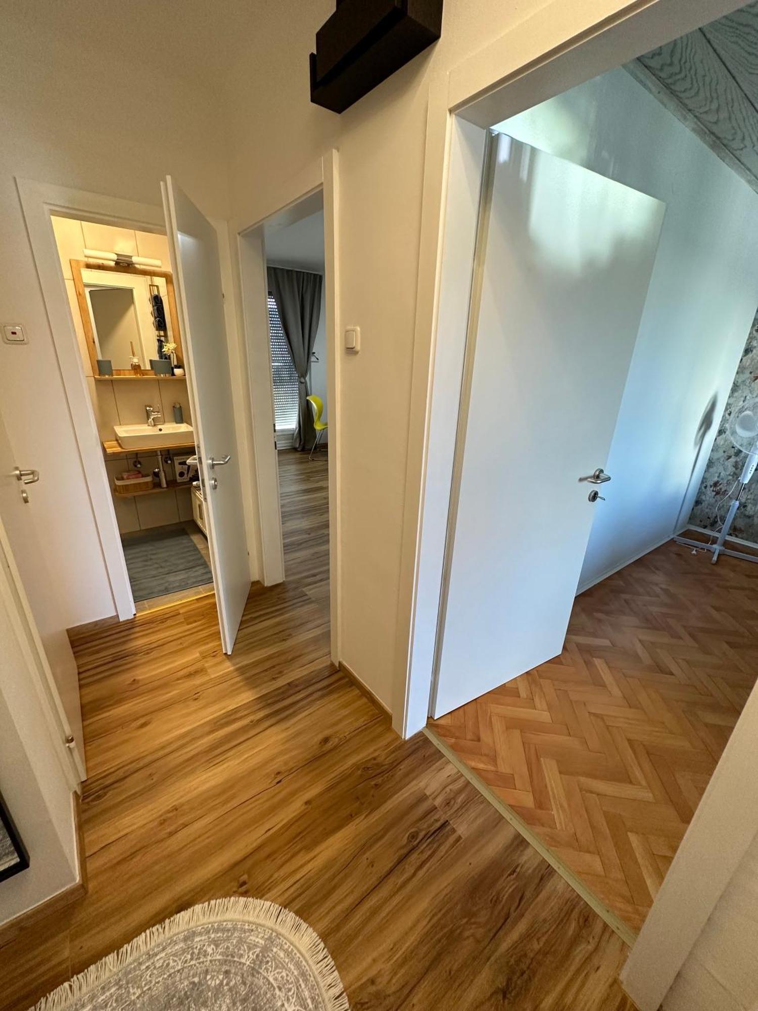 Moderne Wohnung Mit 2 Balkonen, Self Check-In, Parking Graz Exterior photo